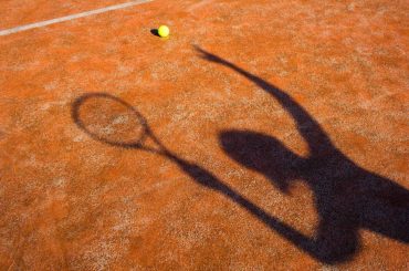 Expert Tips on Playing Tennis in Hot Summer